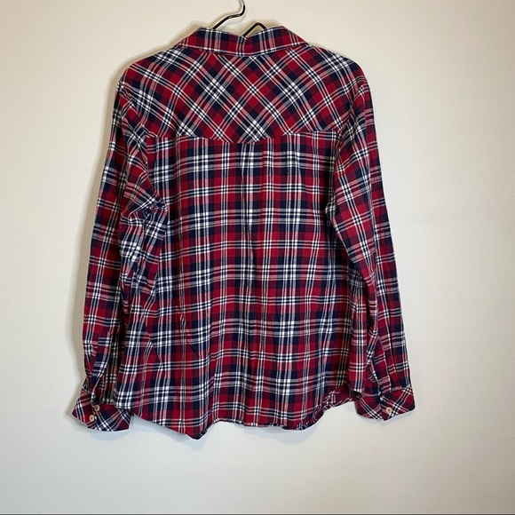 ✨torrid long sleeve plaid flannel top✨ - Picture 2 of 4